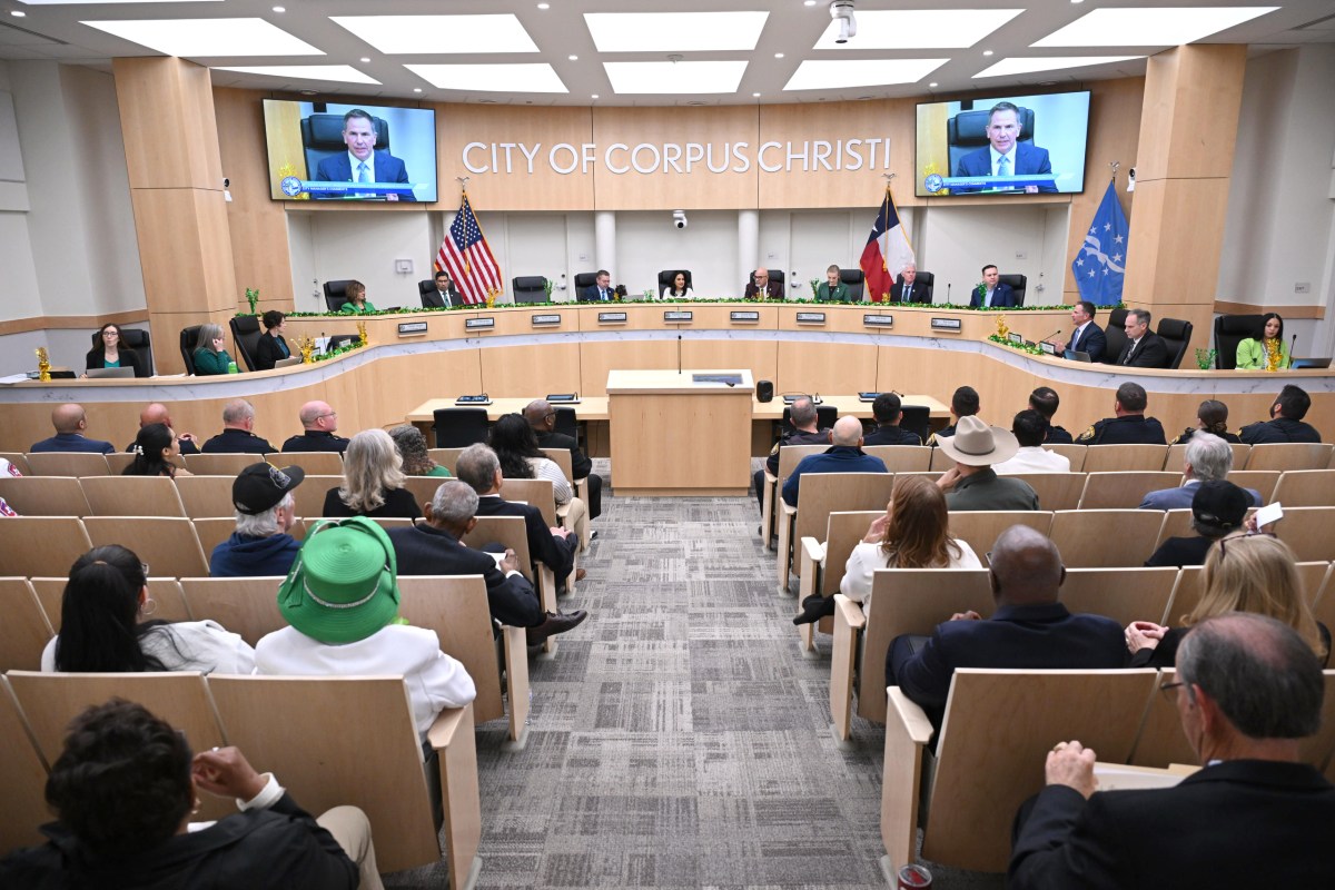 The Corpus Christi City Council voted to negotiate to buy water from a private desalination plant, six months after voting to kill a city-owned desalination project.